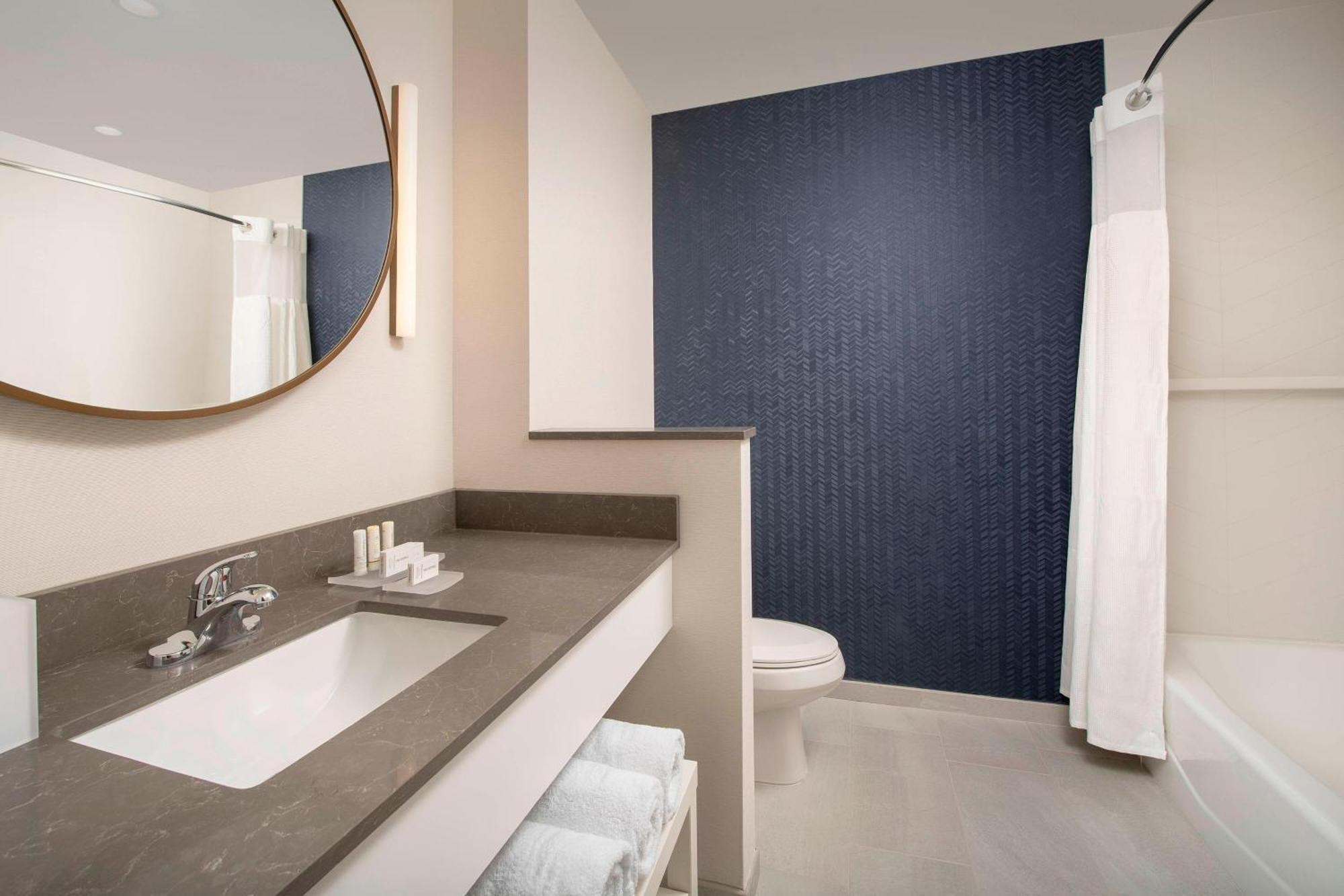 Fairfield Inn & Suites By Marriott Miami Airport West/Доръл Екстериор снимка